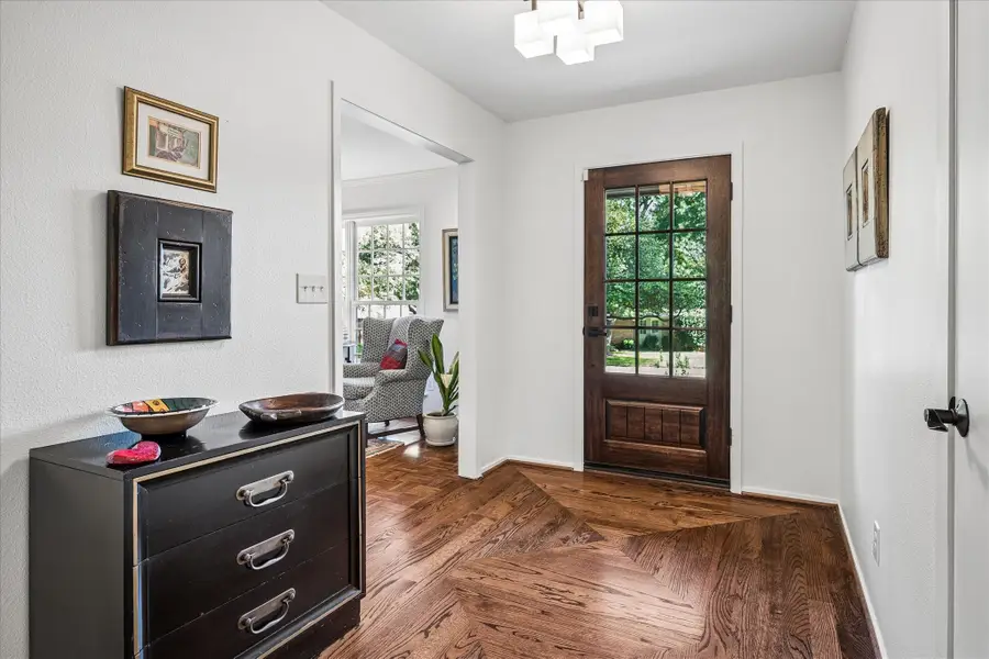 9546 Milltrail Drive, Dallas, TX 75238 - #3