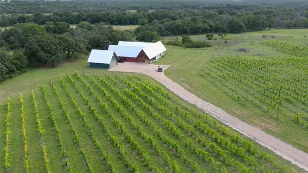 25270 State Highway 6, Hico, TX 76457