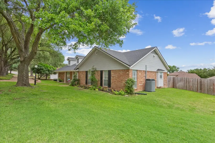 3501 Greenleaf Drive, Waco, TX 76710 - #3