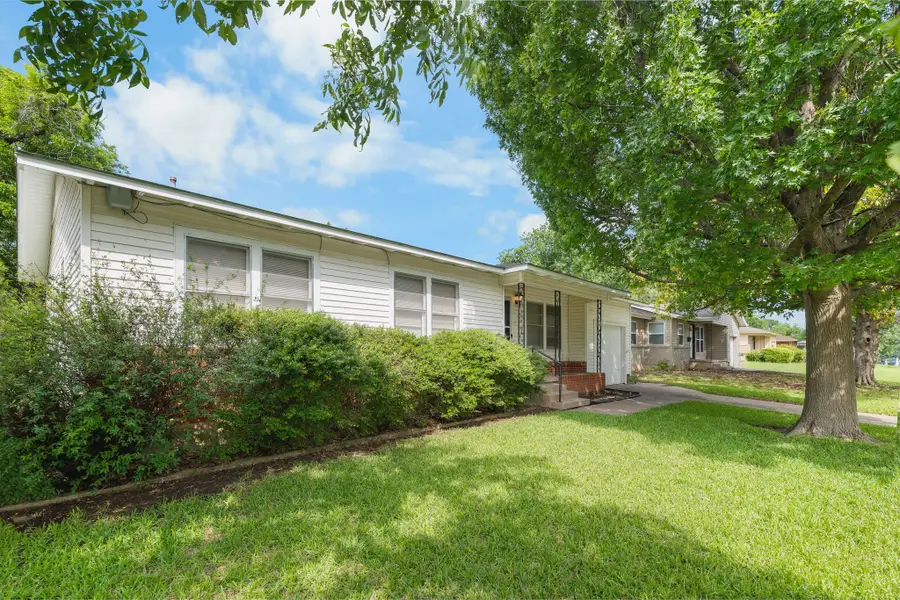 1106 N 66th Street, Waco, TX 76710 - #2