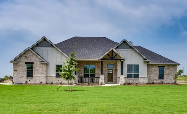 421 Paradise Ridge Drive, Waxahachie, TX 75167