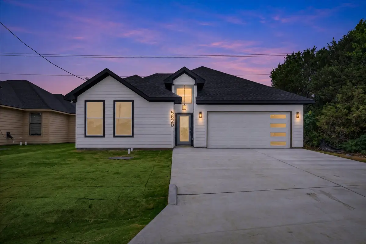5620 Van Horn Drive, Granbury, TX 76048 - #1
