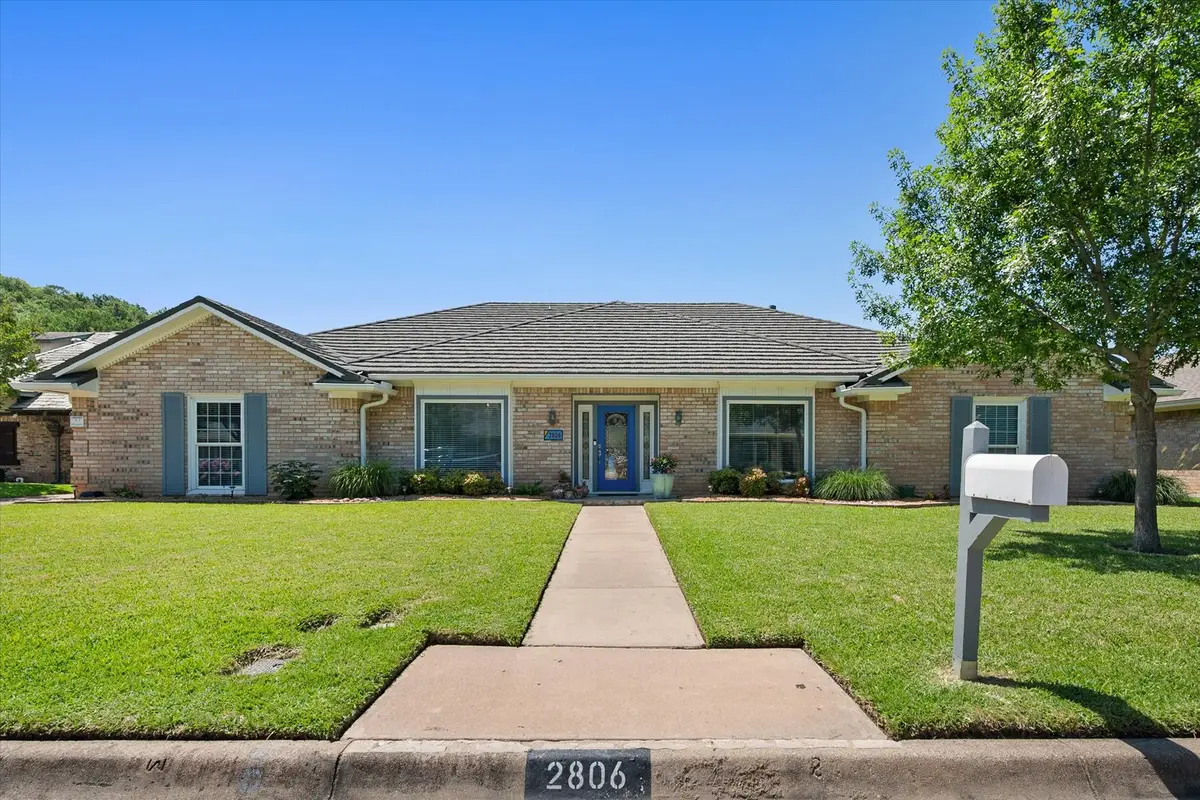 2806 Augusta Lane, Arlington, TX 76012 - #1