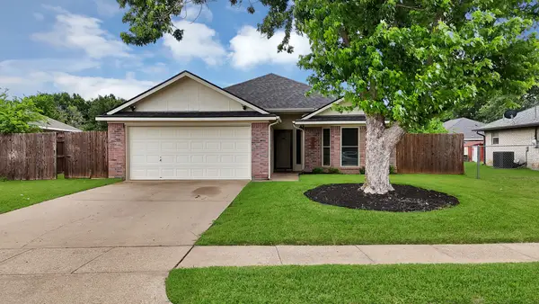1151 Darren Drive, Burleson, TX 76028