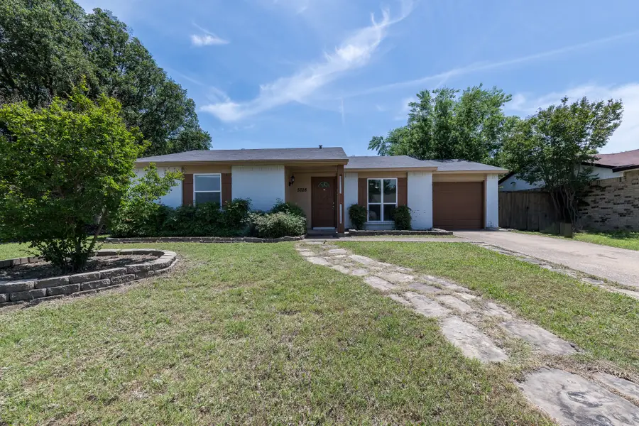 5728 Pearce Street, The Colony, TX 75056 - #2