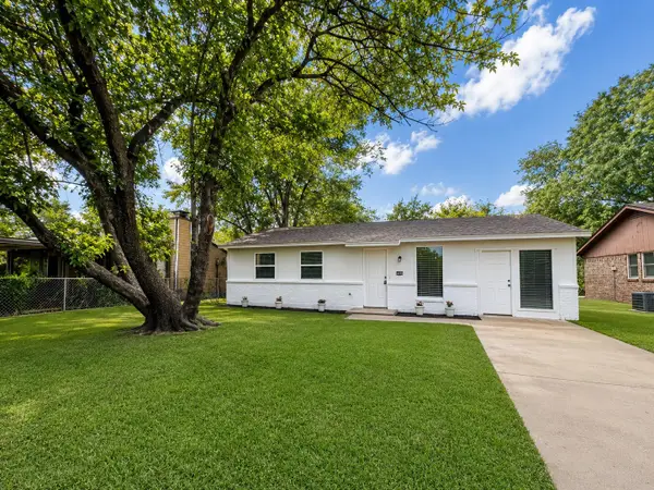 303 Mansfield Road, Cleburne, TX 76031