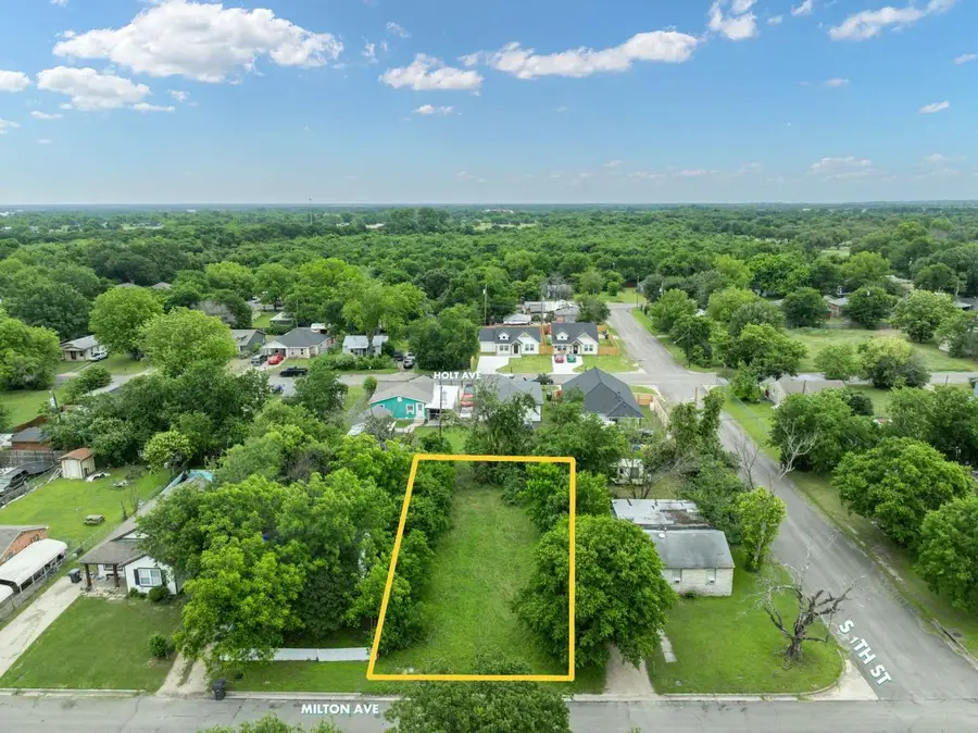 940 Martin Avenue, Waco, TX 76706 - #2