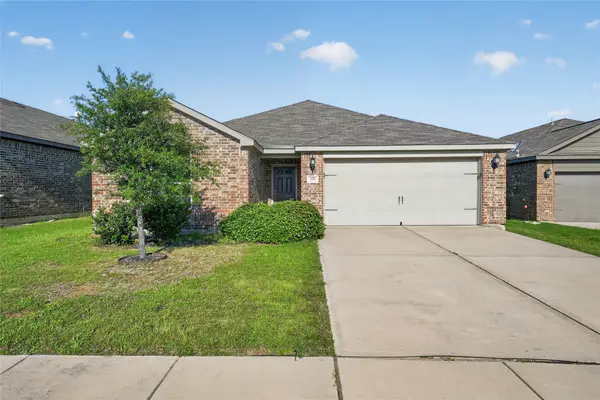 178 Presidents Way, Venus, TX 76084