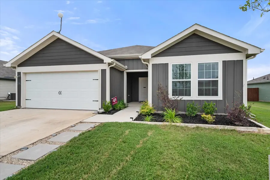 3705 Pilatus Avenue, Corsicana, TX 75110 - #2