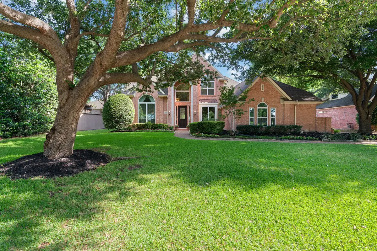 210 Highland Oaks Circle, Southlake, TX 76092 - #1