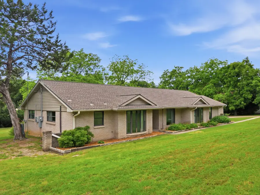1014 Green Valley Lane, Duncanville, TX 75137 - #2