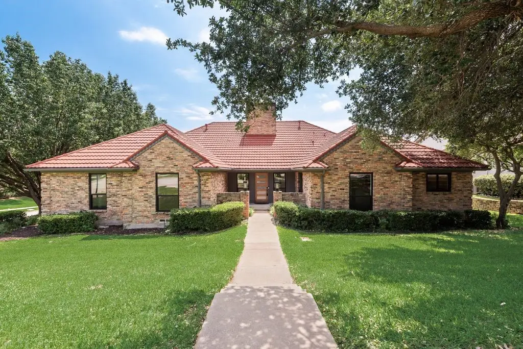 500 Del Rio Court, Irving, TX 75062 - #1