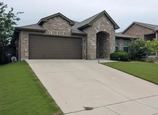 9921 Osprey Drive, Fort Worth, TX 76108