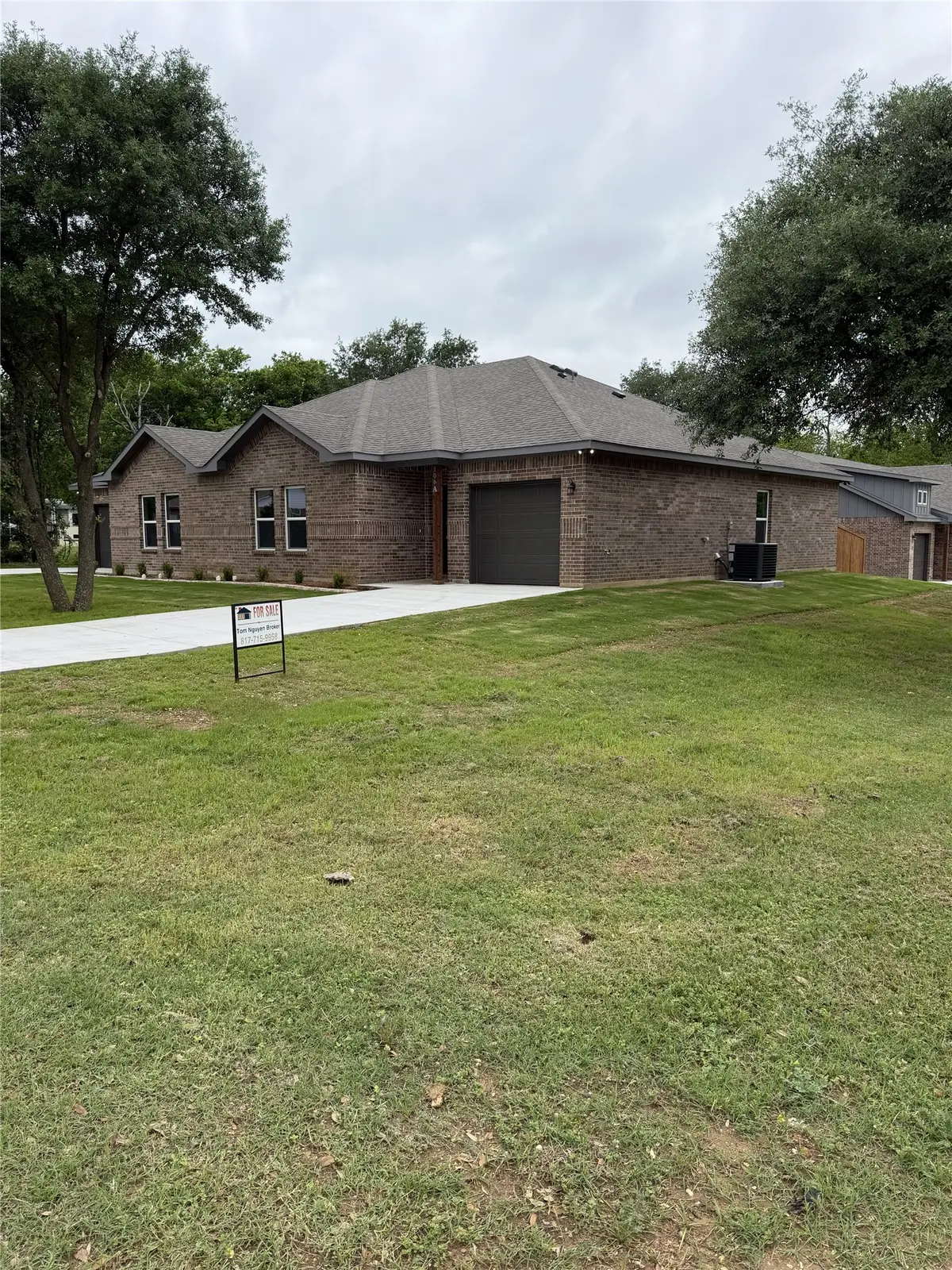 106 Woodard Avenue, Cleburne, TX 76033 - #1