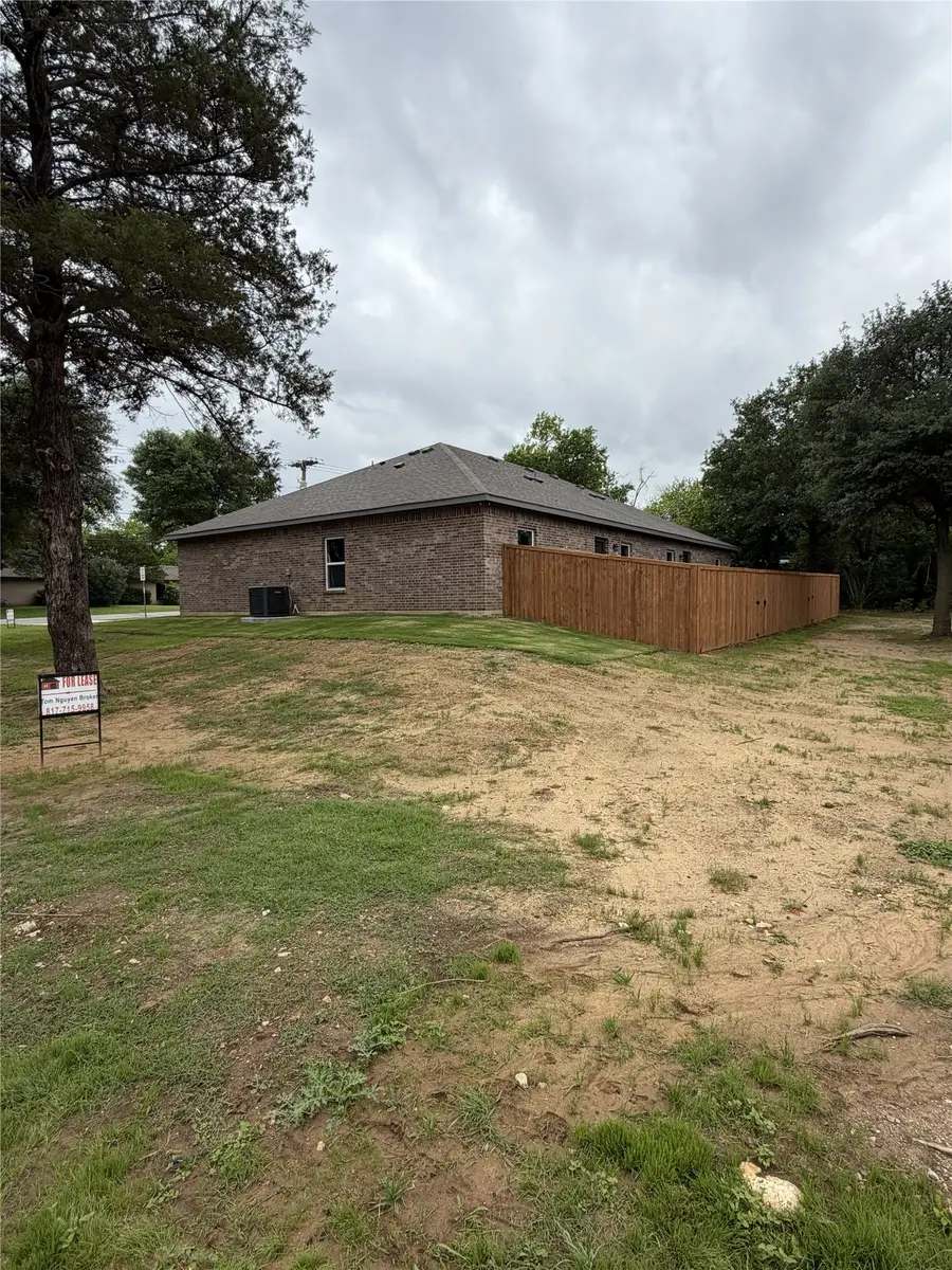 106 Woodard Avenue, Cleburne, TX 76033 - #3