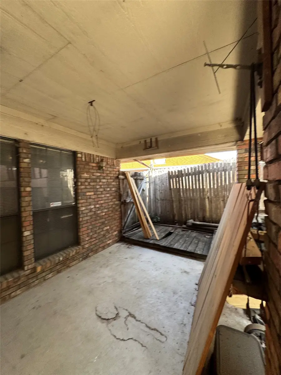 836 Lombardy Court, Fort Worth, TX 76112 - #3