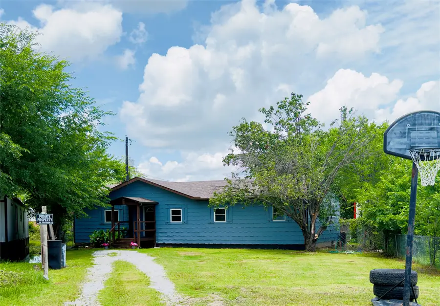 1941 Michael Court, Pelican Bay, TX 76020 - #2