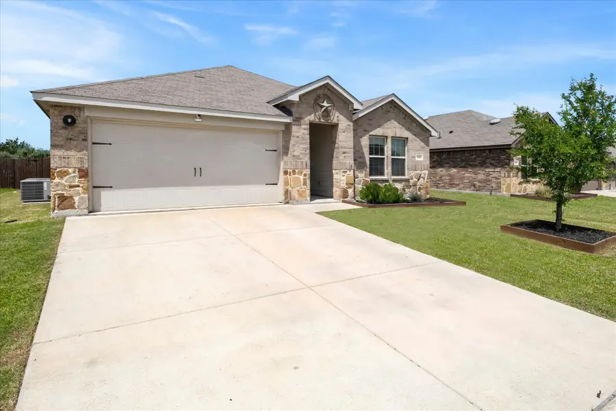 405 Rusted Rail Drive, Josephine, TX 75189 - #2