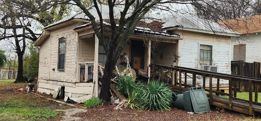 1407 E Wells Avenue, Sherman, TX 75090 - #3