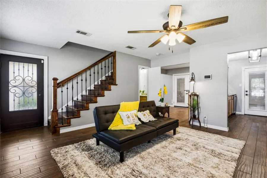 818 N Brents Avenue, Sherman, TX 75090 - #3