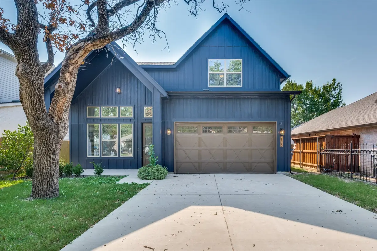 2130 Roanoke Avenue, Dallas, TX 75235 - #1