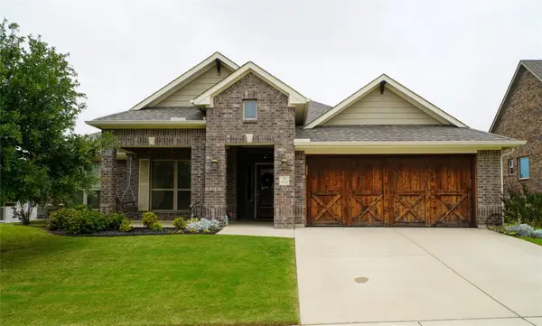 3105 Arbor View Drive, Burleson, TX 76028