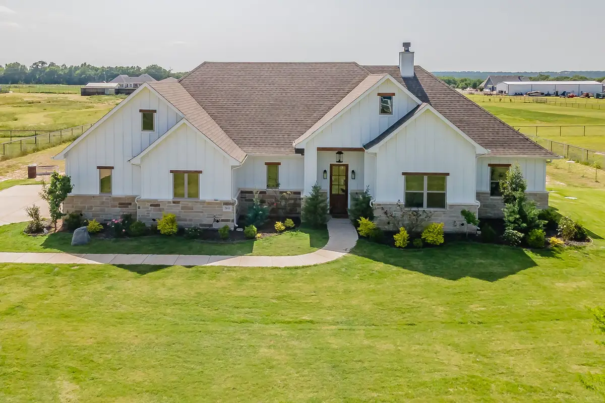 2011 Feather Lane, Weatherford, TX 76088 - #1
