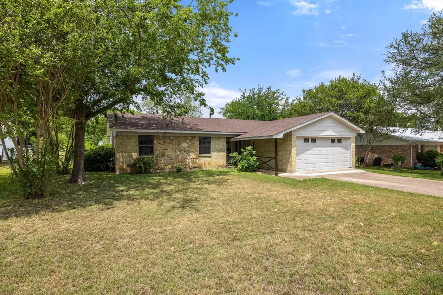 606 Nancy Drive, Glen Rose, TX 76043 - #2
