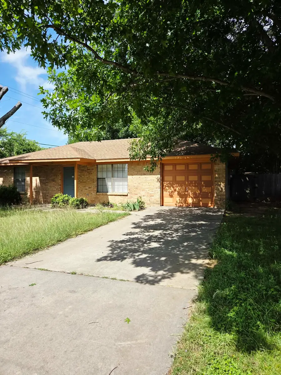 722 S Church Street, Pilot Point, TX 76258 - #3
