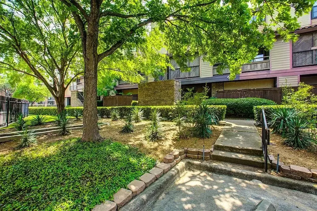 5757 E University Boulevard #22B, Dallas, TX 75206 - #1