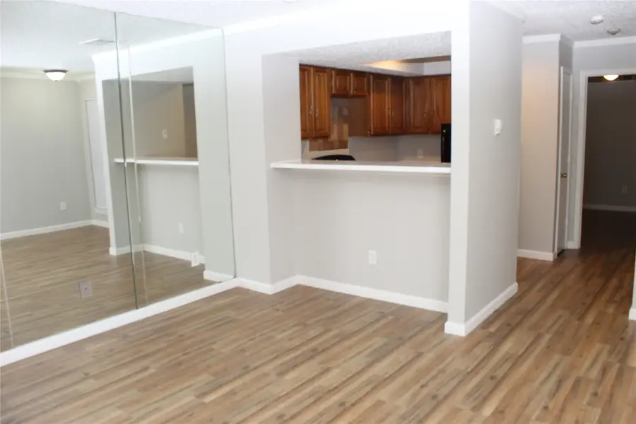 2300 Bamboo Drive #N114, Arlington, TX 76006 - #2