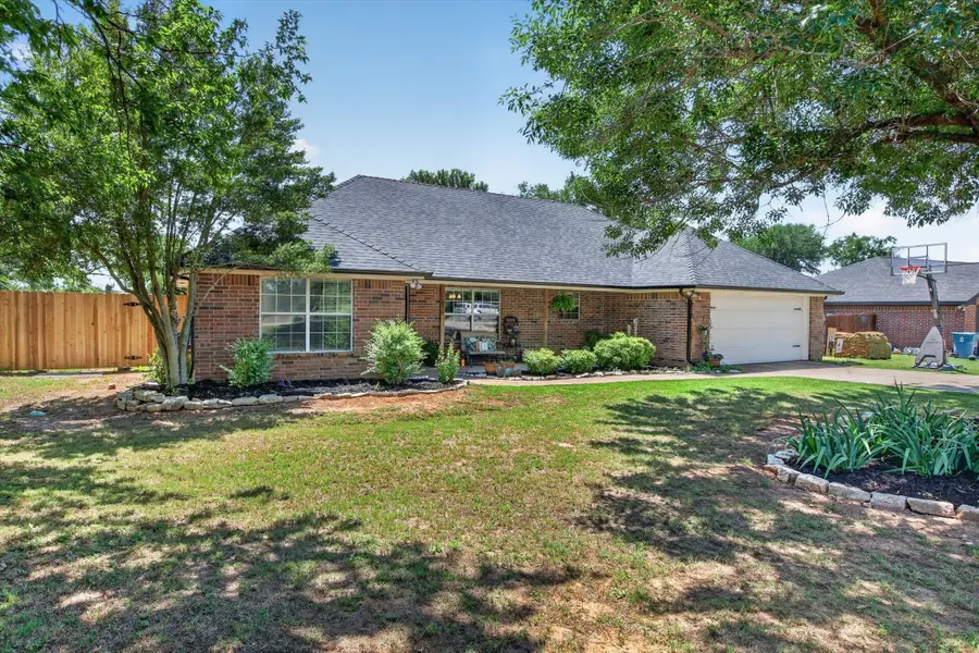 310 Vista Drive, Granbury, TX 76049 - #2