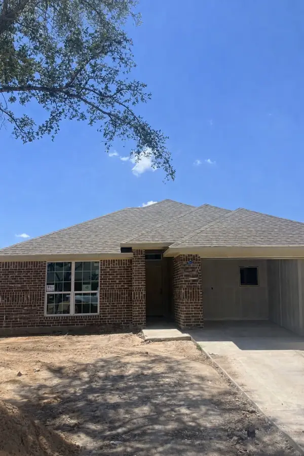 413 Conway Street, Lacy Lakeview, TX 76705