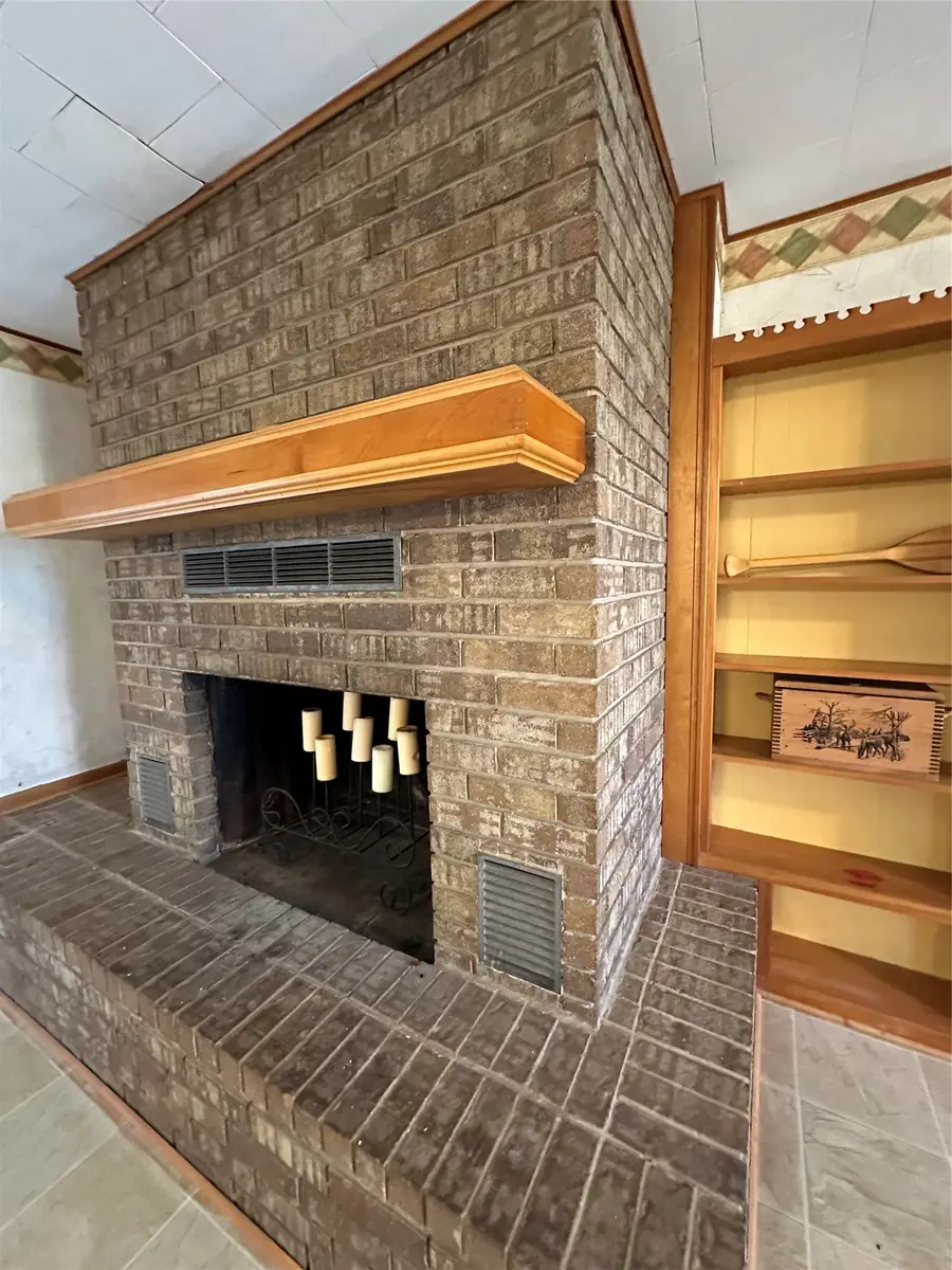 308 N Cotton Belt Avenue, Gustine, TX 76455 - #3