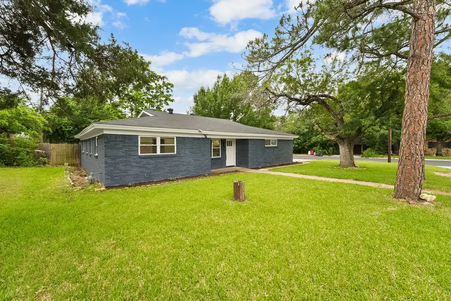 861 Woodcrest Drive, Hurst, TX 76053 - #3