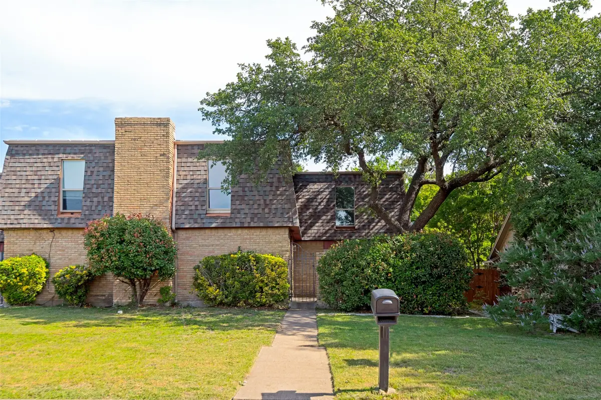 7921-7923 Habersham Lane, Dallas, TX 75248 - #1