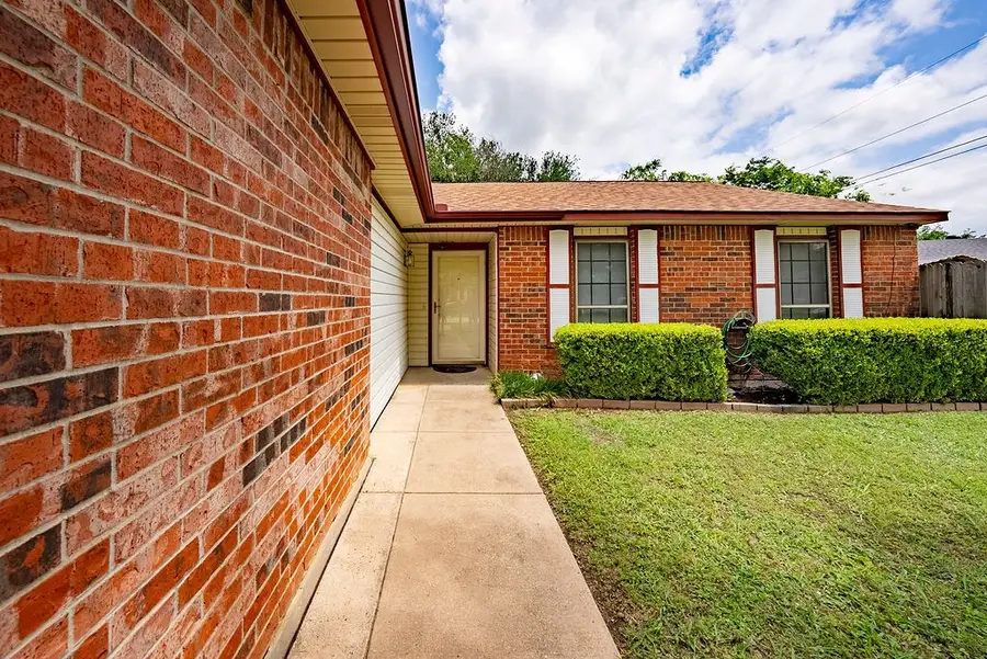 7308 Levitt Court, Watauga, TX 76148 - #2