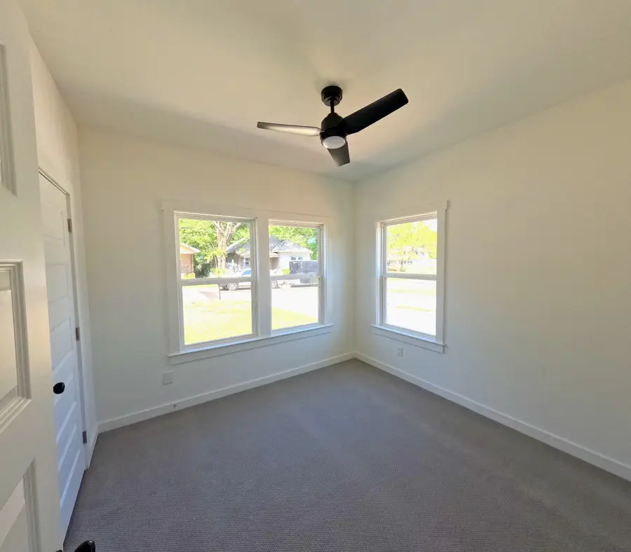 226 10th Street, Paris, TX 75460 - #3