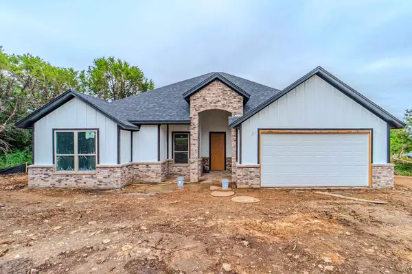 4019 Seminole Trail, Granbury, TX 76048