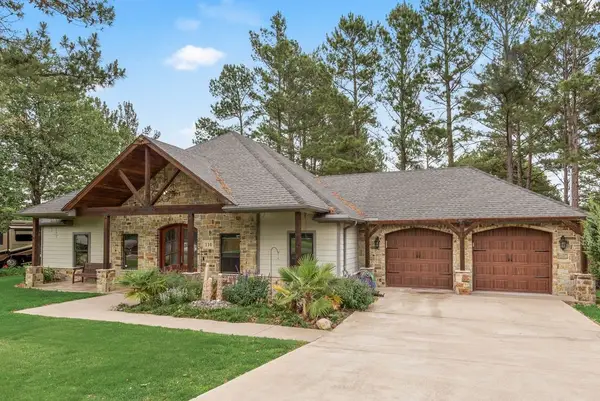 110 Cambridge Drive, Streetman, TX 75859
