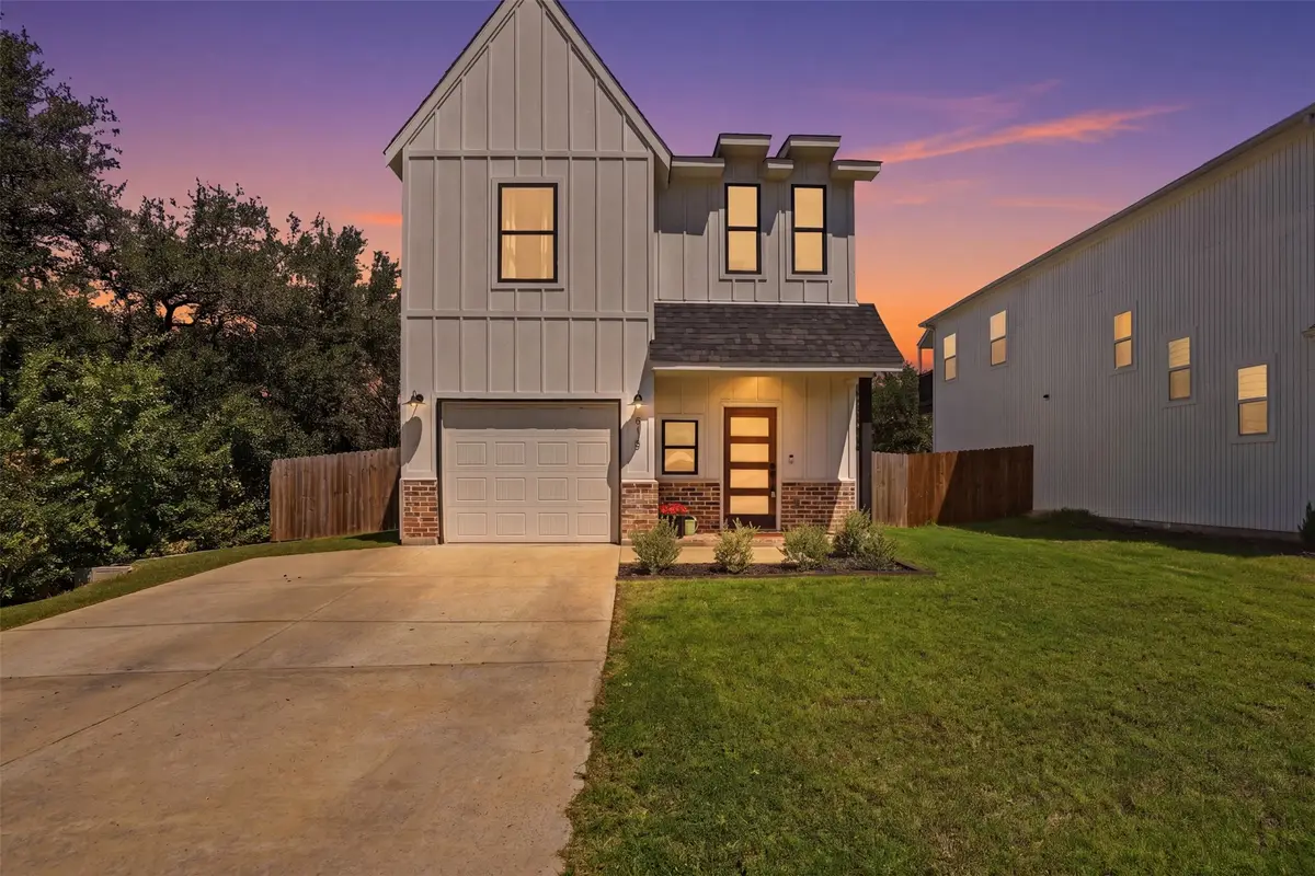 916 Devils River Drive, Granbury, TX 76048 - #1