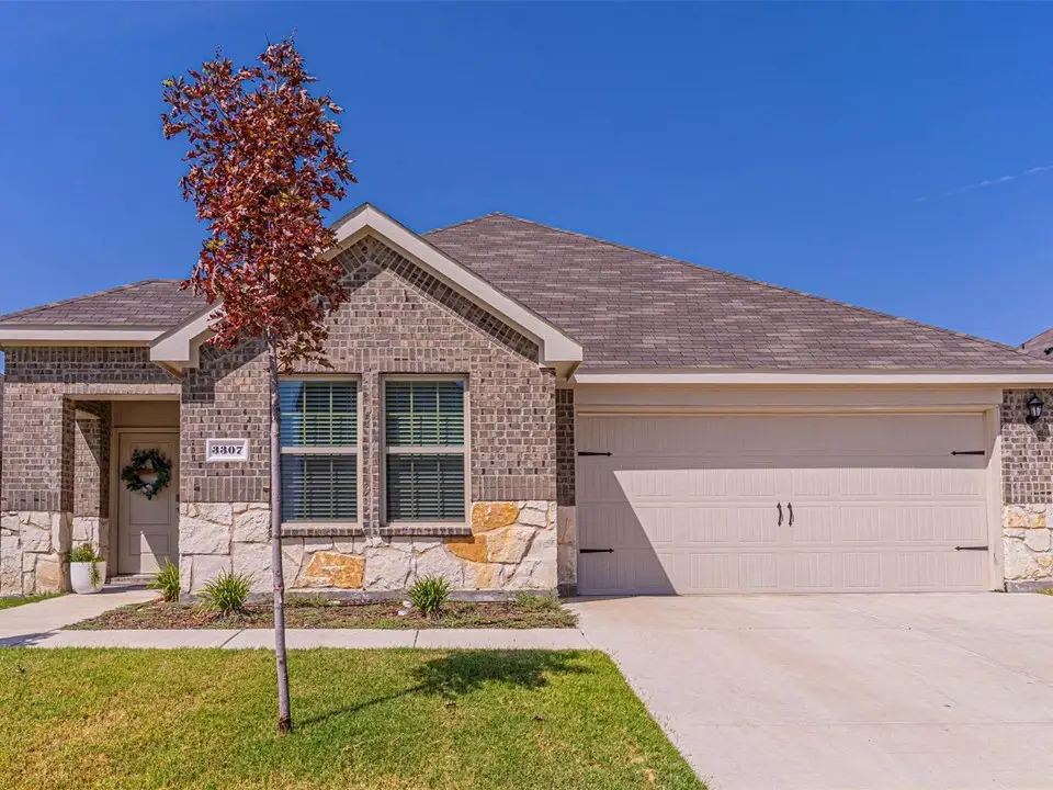 3307 Knoll Drive, Ennis, TX 75119 - #1