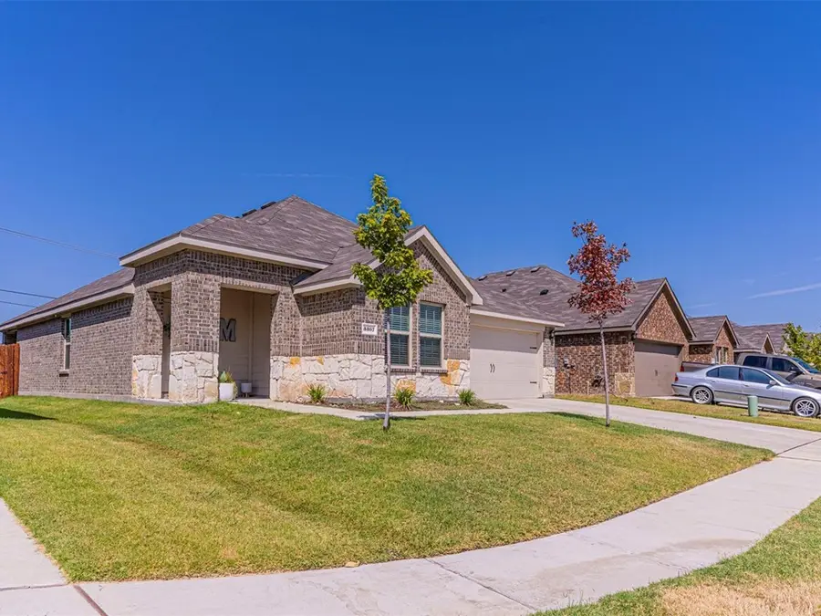 3307 Knoll Drive, Ennis, TX 75119 - #2