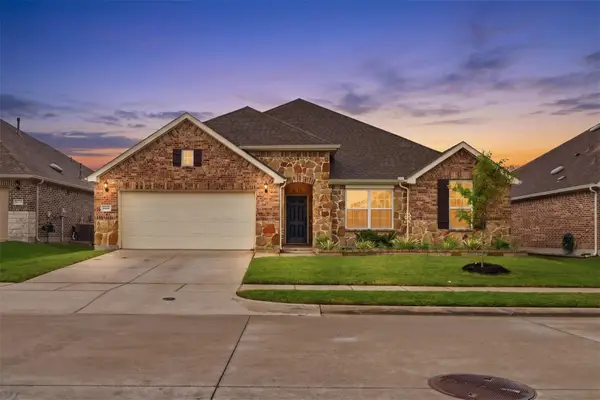 1424 Millican Lane, Aubrey, TX 76227