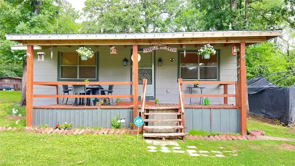 613 Hilltop Drive, Tool, TX 75143