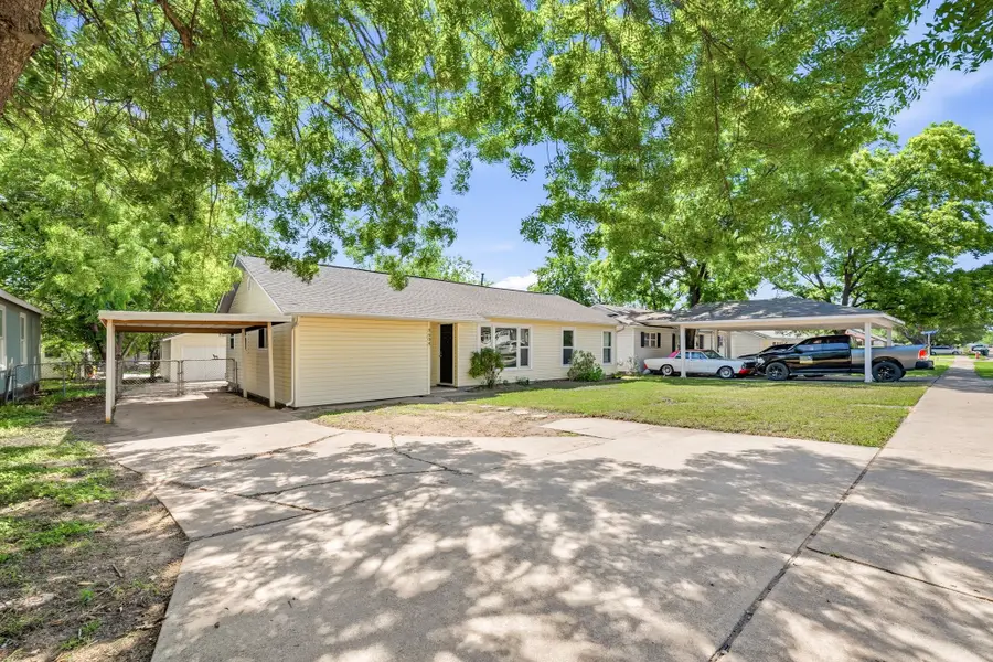 3608 Katrine Street, Haltom City, TX 76117 - #3