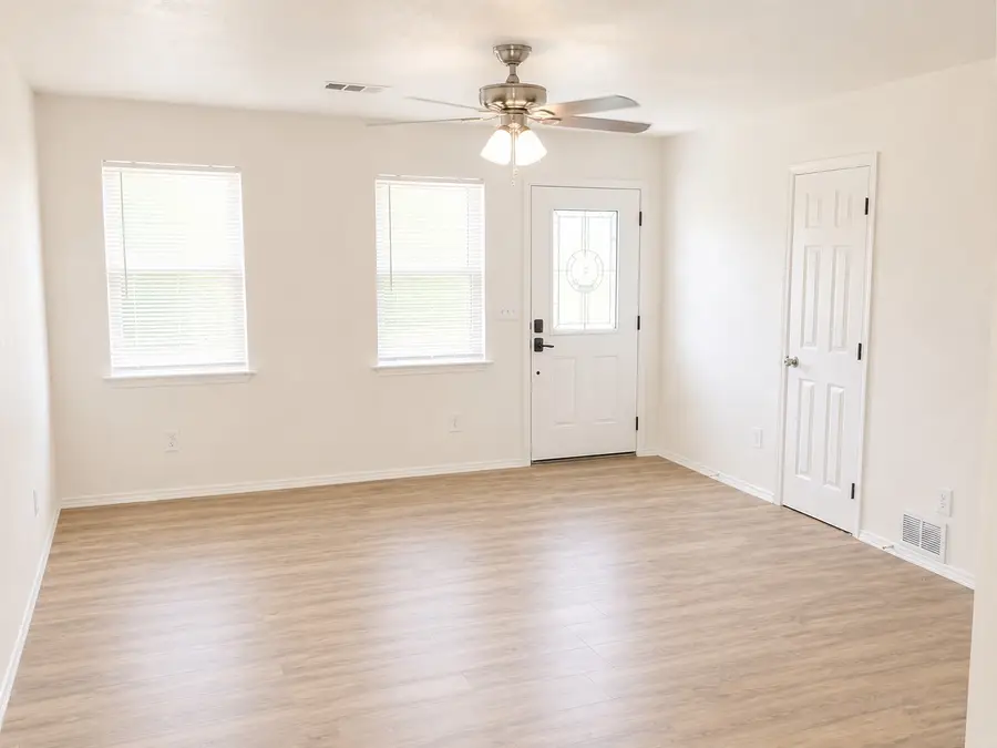 600 Pacific Street E, Honey Grove, TX 75446 - #3