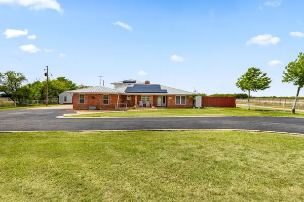 402 N Fm 369, Pleasant Valley, TX 76367