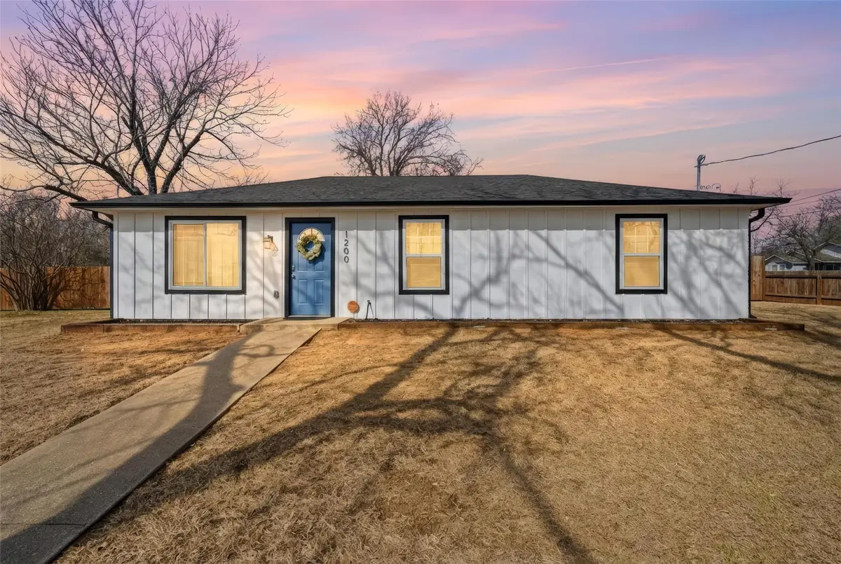 1200 N 5th Street, Waco, TX 76707 - #1