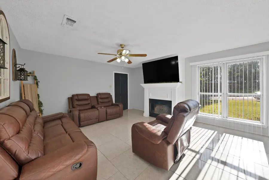 1124 Tyra Lane, Fort Worth, TX 76114 - #3